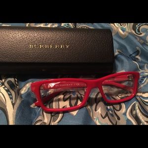 red burberry glasses